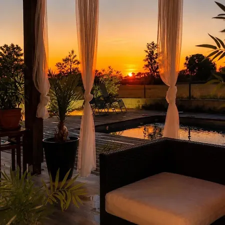With Private Pool 3 Bedrooms Pool 别墅