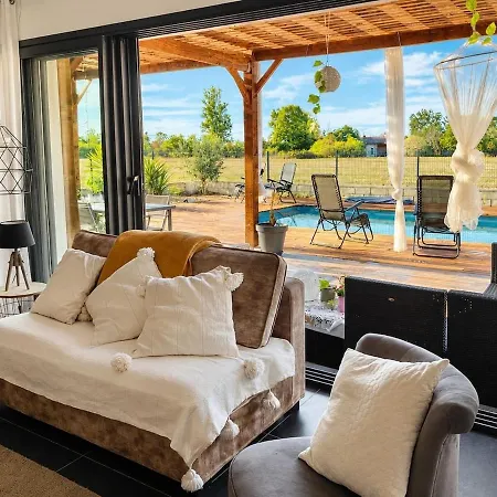 With Private Pool 3 Bedrooms Pool * Miremont (Haute-Garonne)